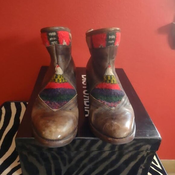 FREEBIRD | Booties | Size 7 - Picture 2 of 6